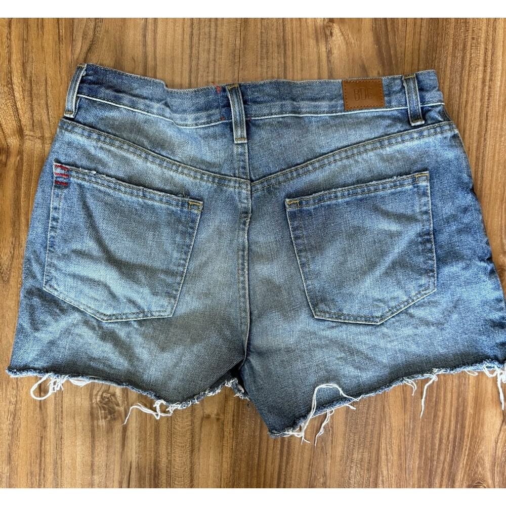 BDG Urban Outfitters‎ Women's Frayed Hem Shorts Light Wash Size 27 Boyfriend - Picture 2 of 7